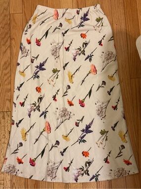 Floral Print A-Line Midi Skirt in Ivory